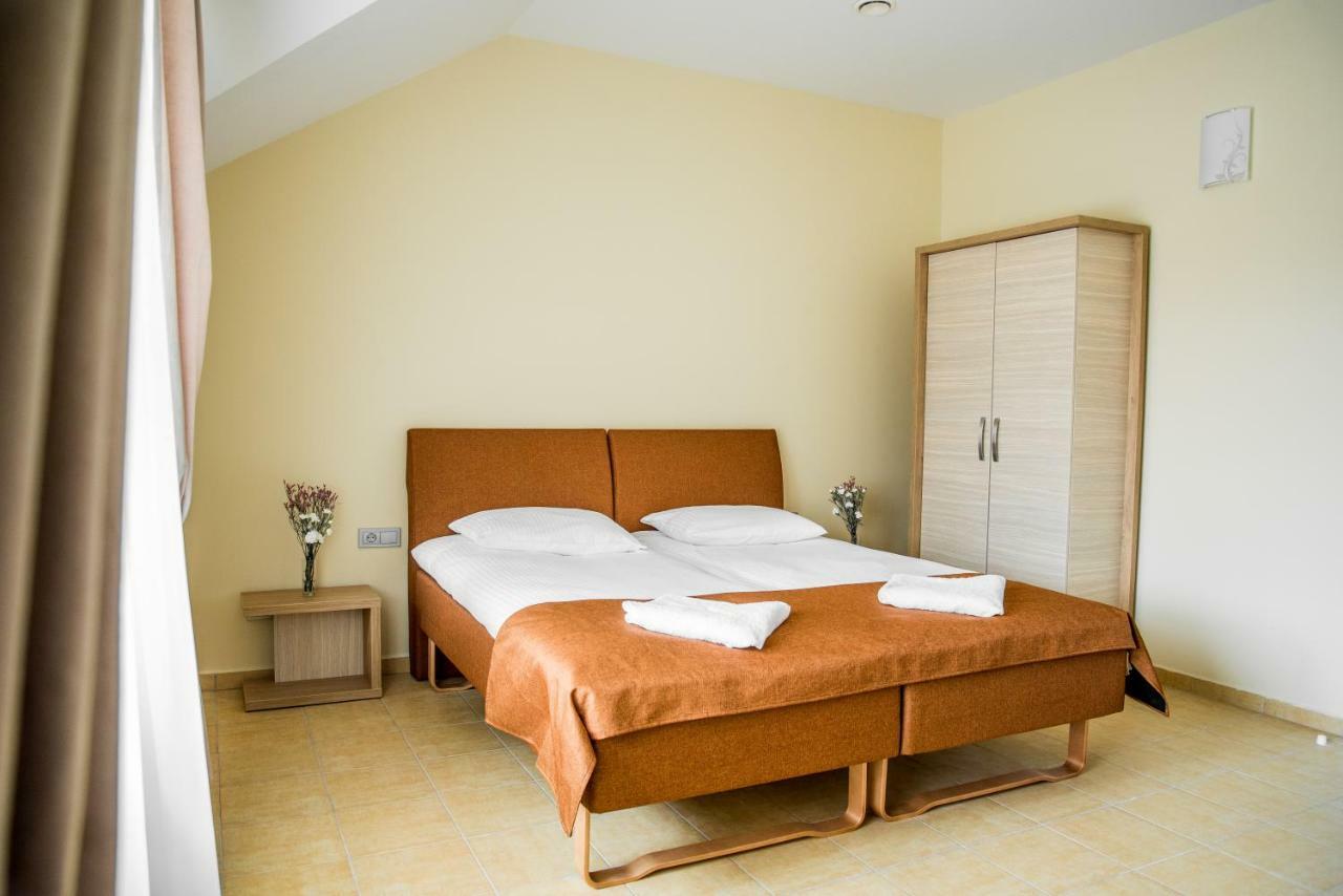 Hotel Palanga Camping Compensa Exterior photo